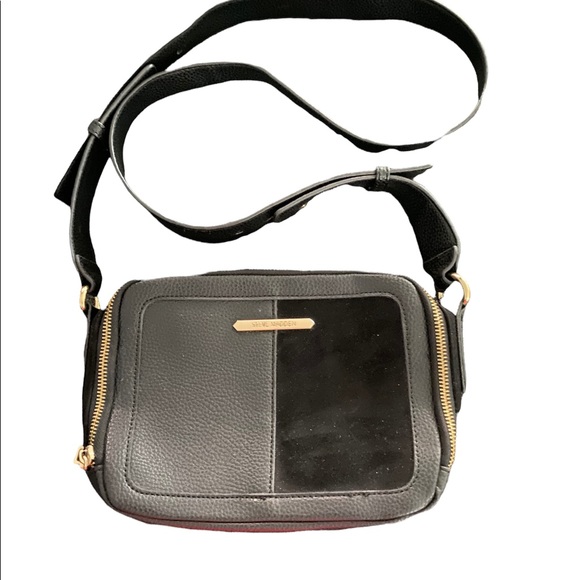 Steve Madden Handbags - Steve Madden square crossbody